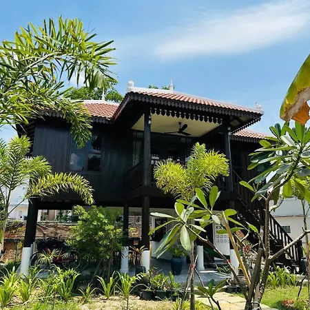 Roya Khmer House