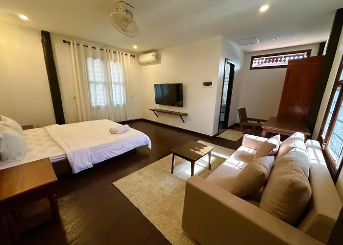 Roya Khmer House Kwatera prywatna *