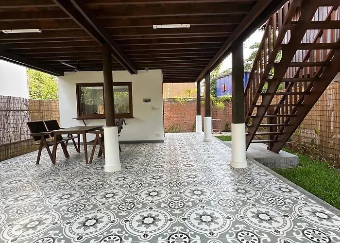 Roya Khmer House *